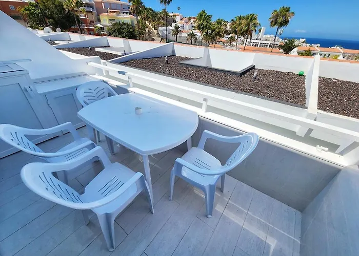 Atlantic Mirage Island Village * 아데제