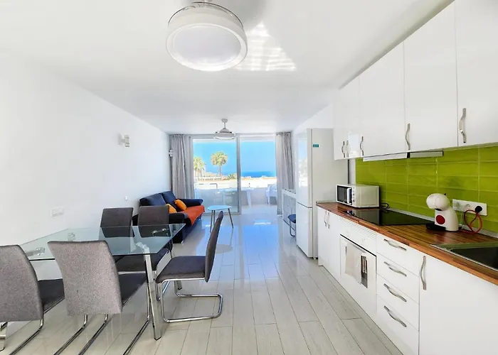 아파트 Atlantic Mirage Island Village 아데제